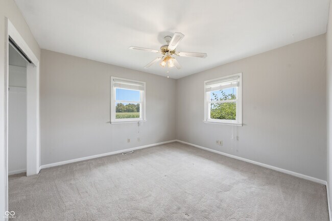 Building Photo - 1041 US-421
