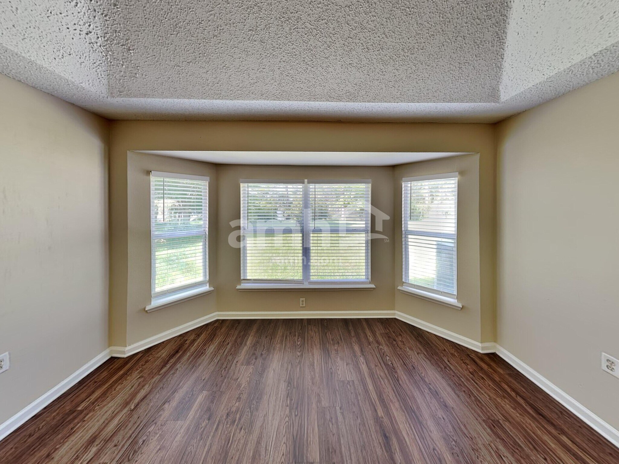 Building Photo - 2558 Britney Lakes Ln