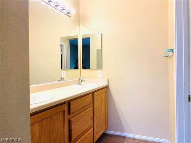 Building Photo - 7738 Hampton Willows Ln