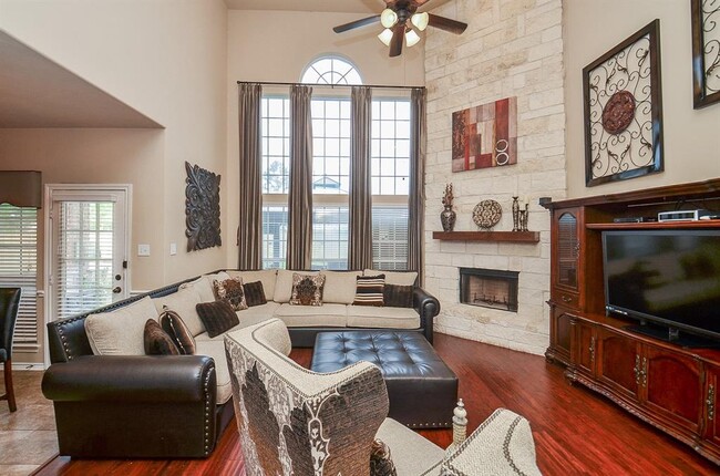 Building Photo - 25419 Richton Falls Dr