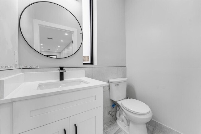 Building Photo - 1962 NW 107th St