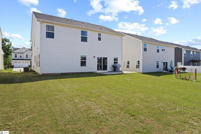 Building Photo - 680 Lady Fern Dr