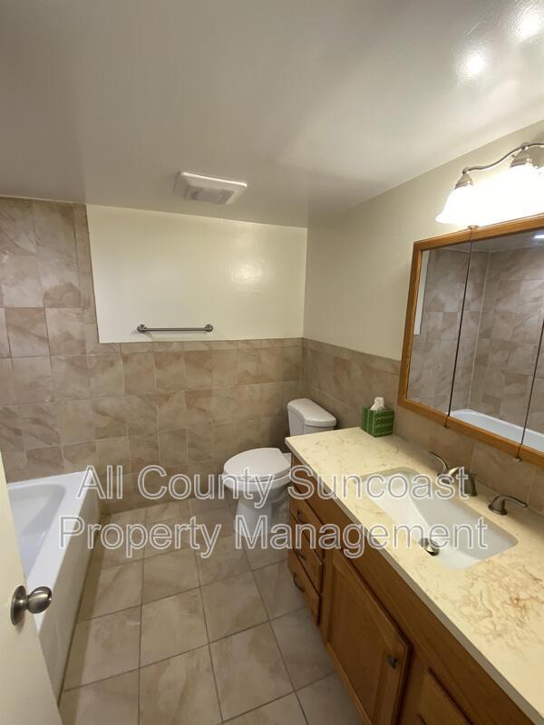 Building Photo - 1515 Bayshore Blvd