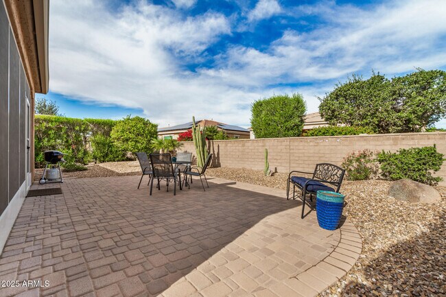 Building Photo - 856 E Harmony Wy