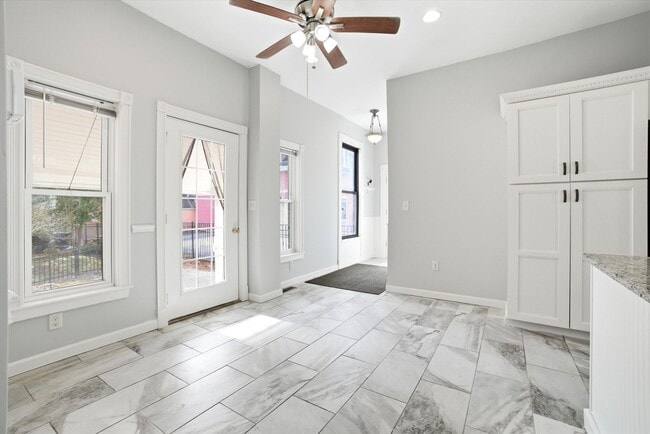 Building Photo - 68-70 Russell Street, Unit 70,Manchester, NH 03104