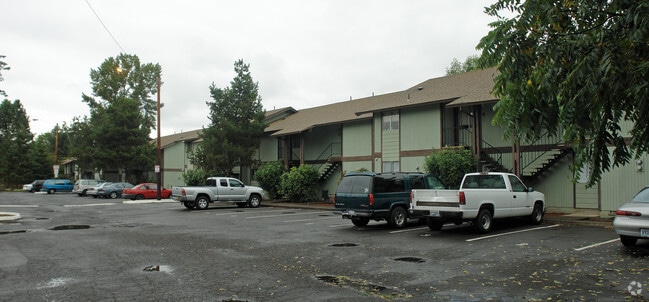 Building Photo - Evergreen Park Apartments