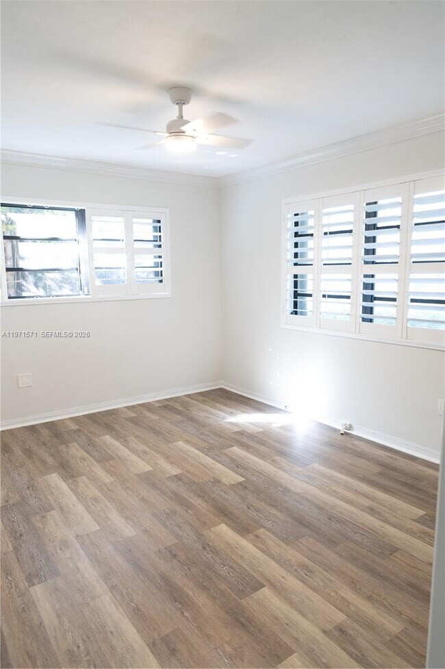 Building Photo - 13125 SW 83rd Ave