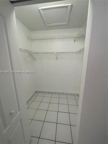 Building Photo - 2985 W 80th St