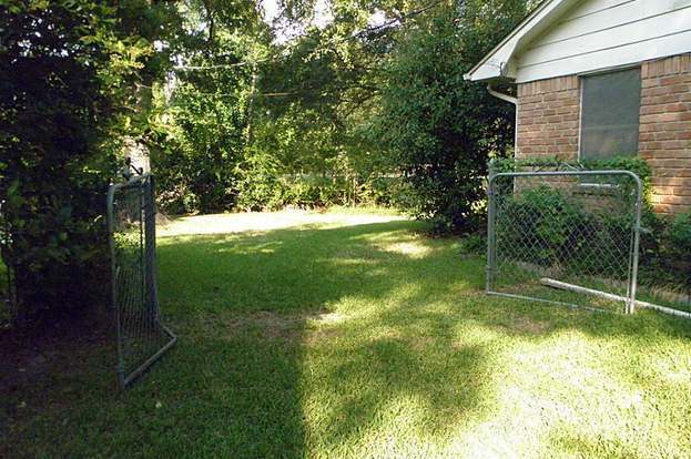 Building Photo - 223 Normal Park Dr