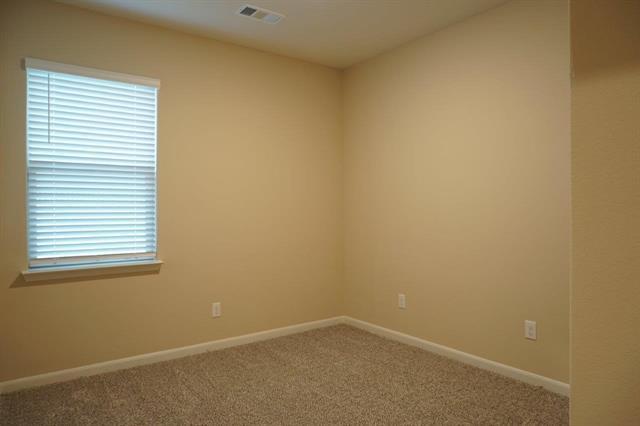 Building Photo - 1823 Dahlia Way