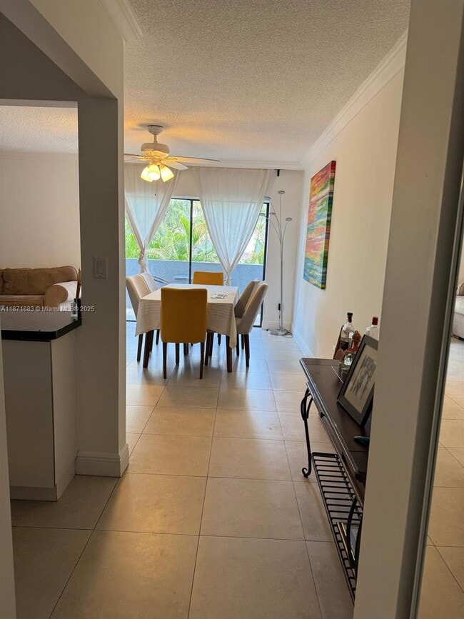 Building Photo - 3582 NE 171 St