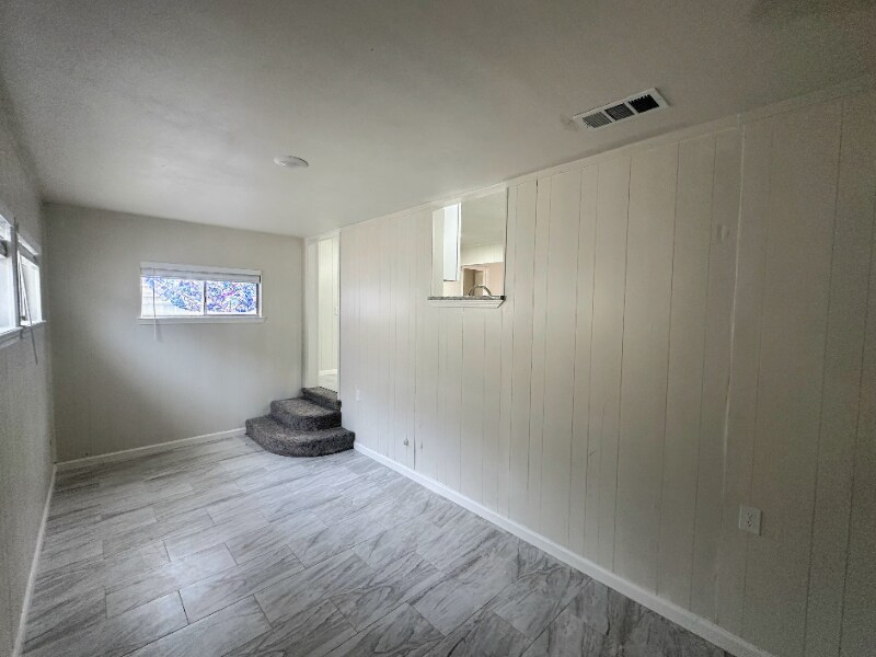 Building Photo - 8241 Norvell Dr