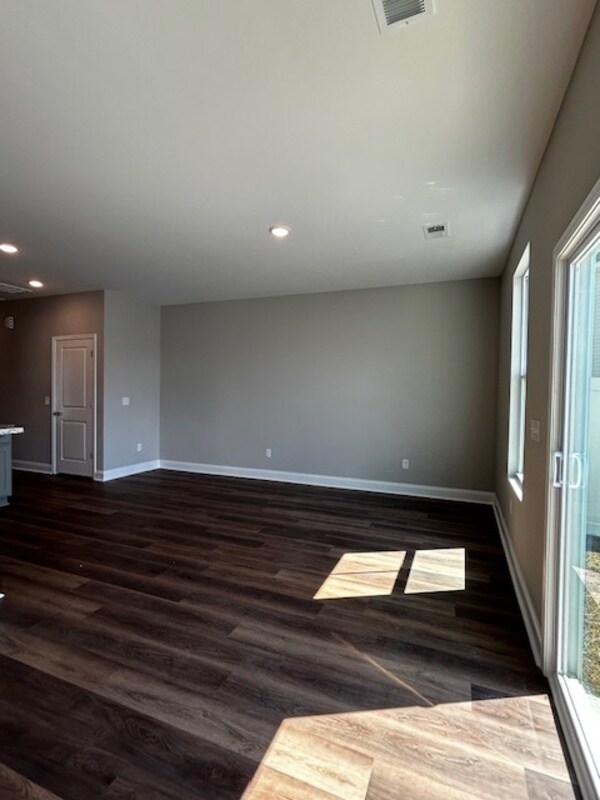 Building Photo - 1811 Champions Rst Rd