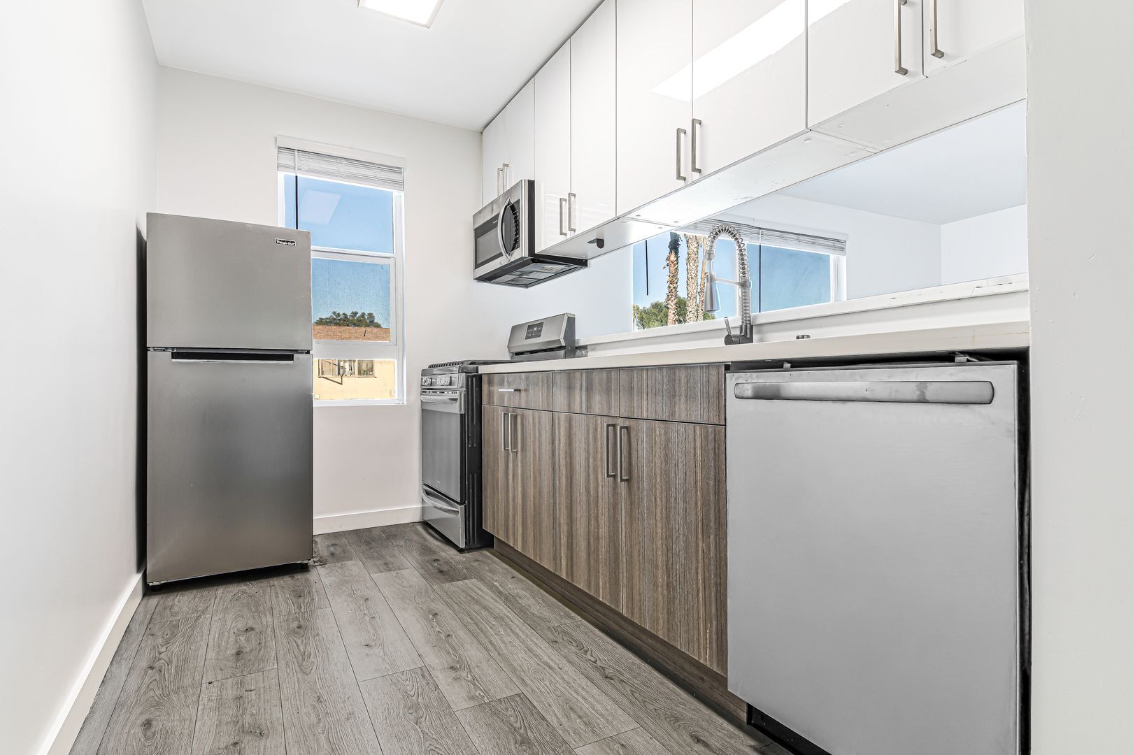 Building Photo - 5005 August St