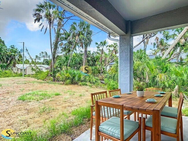 Building Photo - 1145 S Apopka Ave