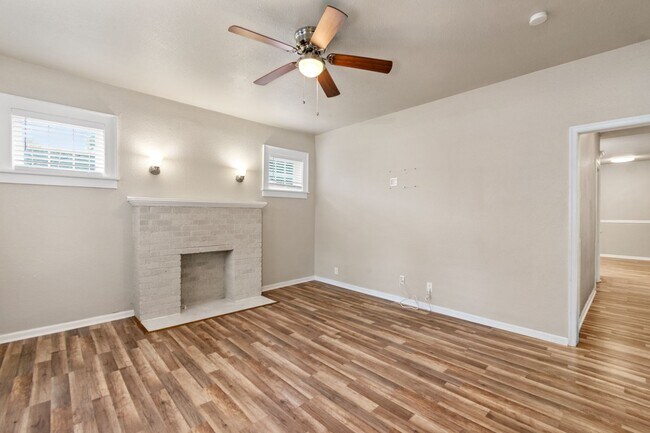 Building Photo - Single Family Norfolk Home