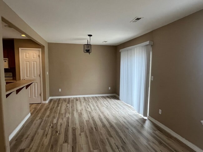 Building Photo - COMING SOON 3 Bedrooms 3 Bathrooms AND A 3...