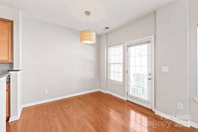 Building Photo - 7736 Sweet Fern Way