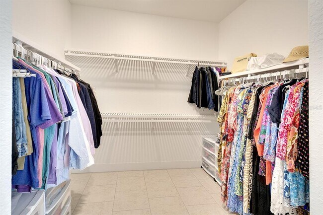 Building Photo - 8066 Redonda Lp