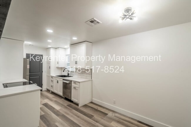 Building Photo - 3 Bed | 2 Bath | Broken Arrow