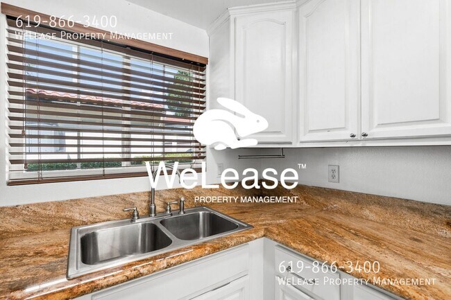 Building Photo - 782 Eastshore Terrace