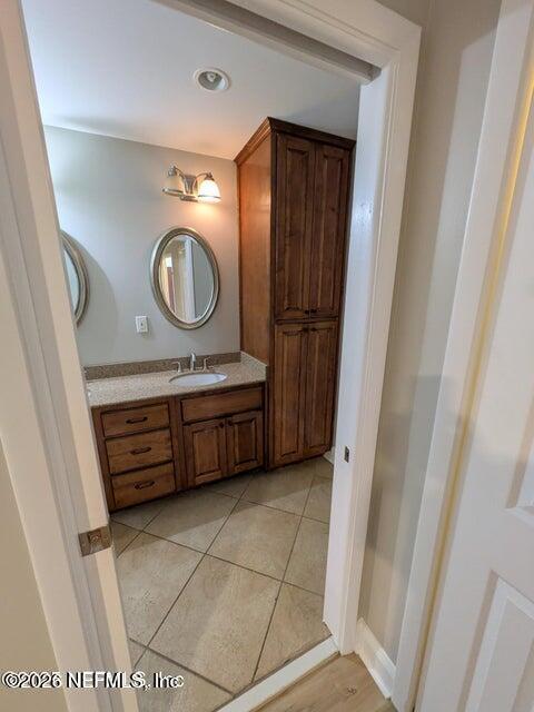 Building Photo - 10123 Leisure Ln N