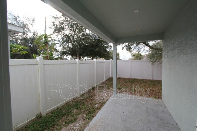 Building Photo - 2857 Whispering Trails Dr