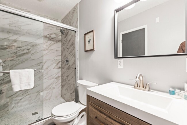 Building Photo - 2255 Sidewinder Dr