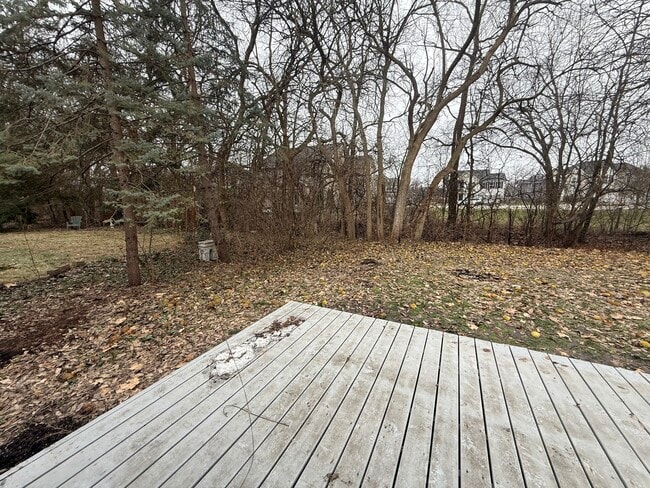 Building Photo - 10S328 Jamie Ln