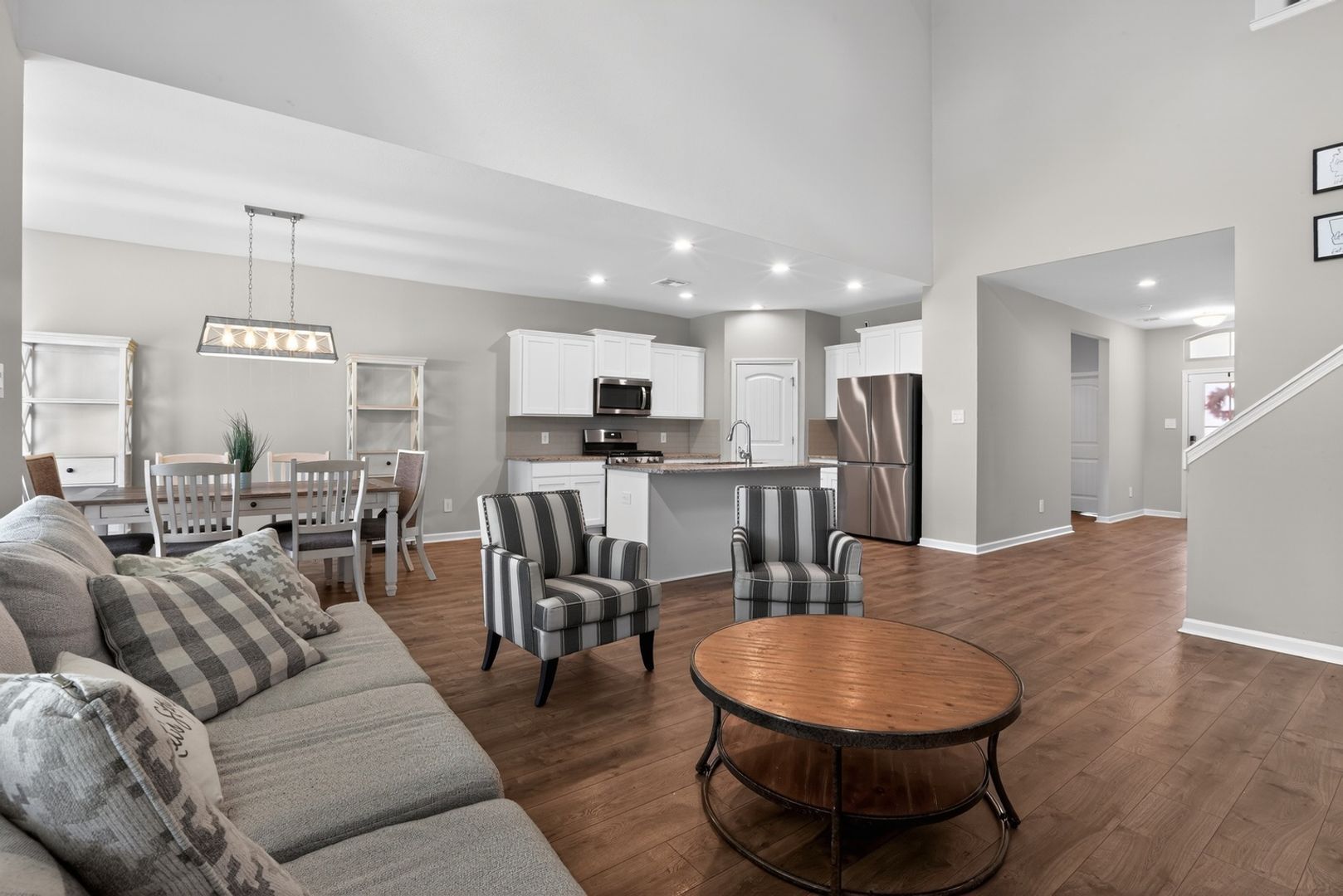 Building Photo - 1708 Sawgrass Dr