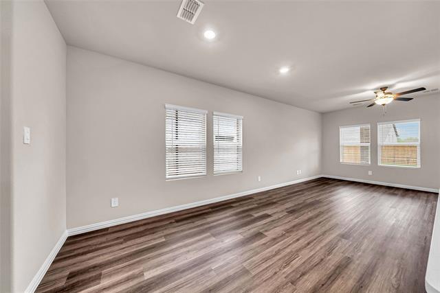 Building Photo - 504 Weller Rd