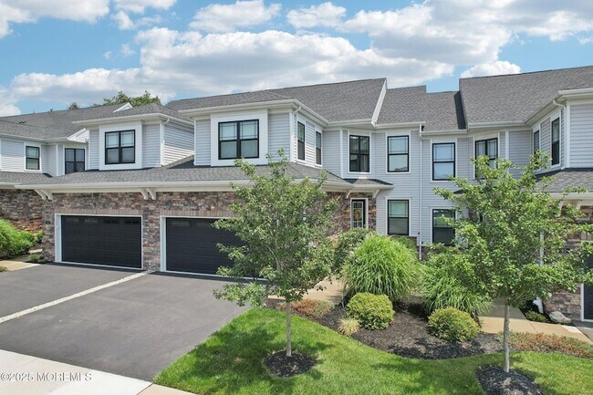 Building Photo - 42 Dogleg Ln