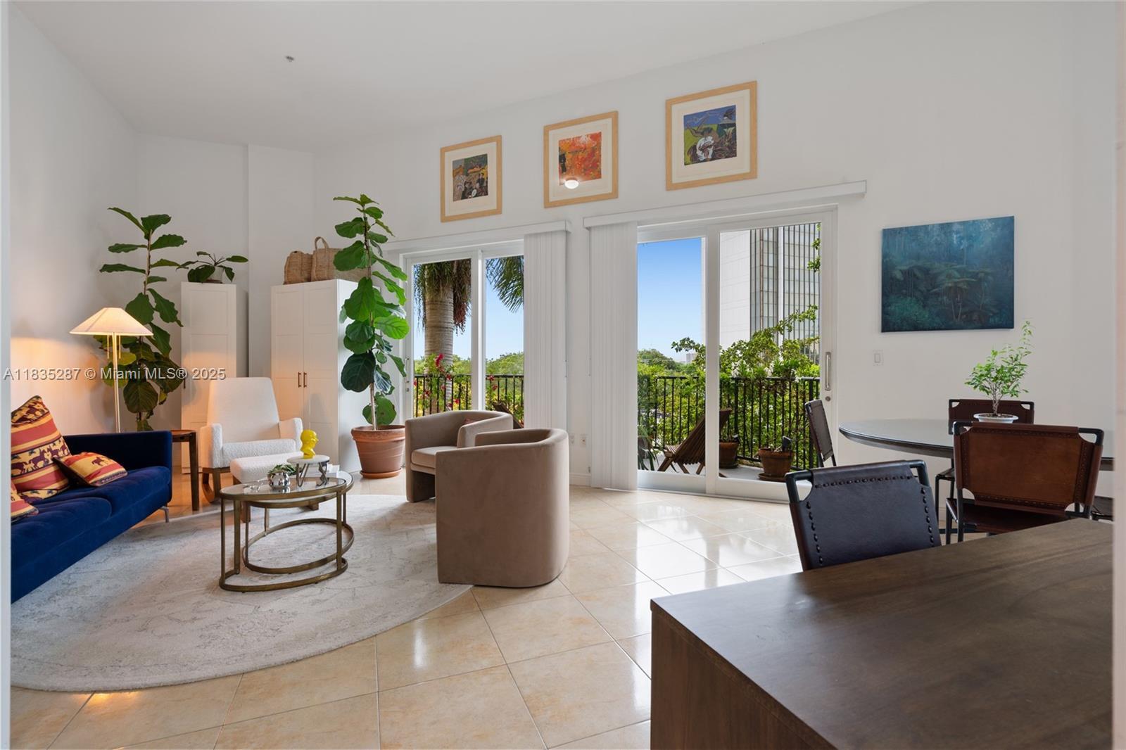 Building Photo - 2701 SW 3rd Ave