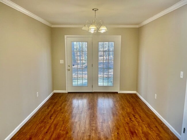 Building Photo - Huffaker Rd #240