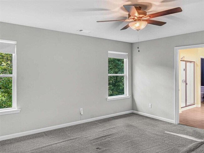 Building Photo - 2054 Maplewood Way