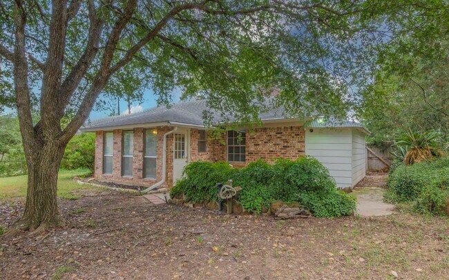 Building Photo - 106 Grand Canyon Dr