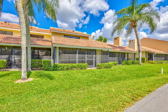 Building Photo - 227 Old Meadow Way