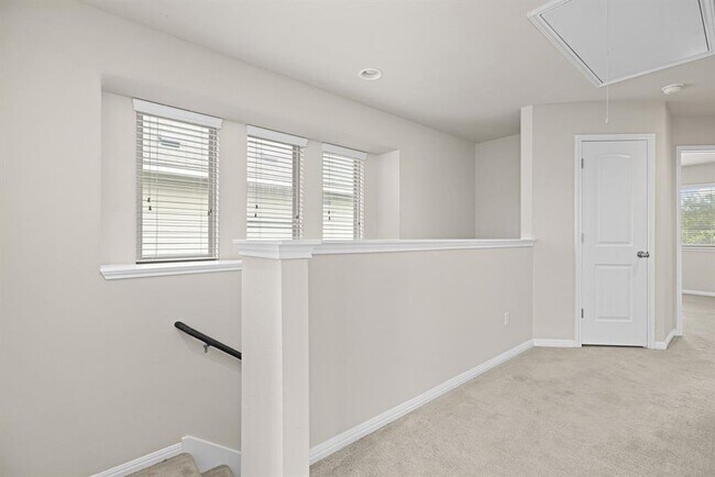 Building Photo - 4607 Graceful Ln