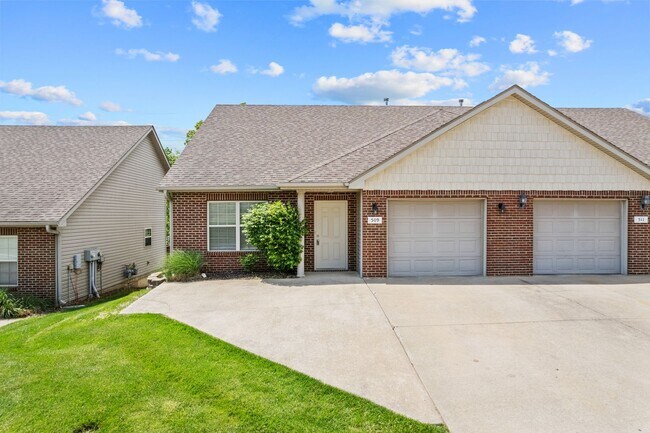 Primary Photo - 509-511 Glenstone Dr.