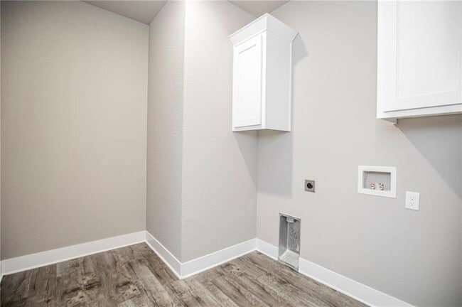 Building Photo - 1249 Seay Cir