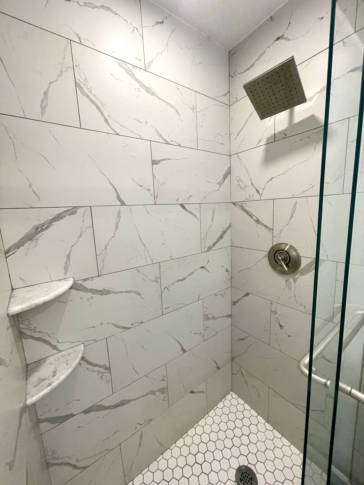 Shower - 320 Hammond Pond Pkwy