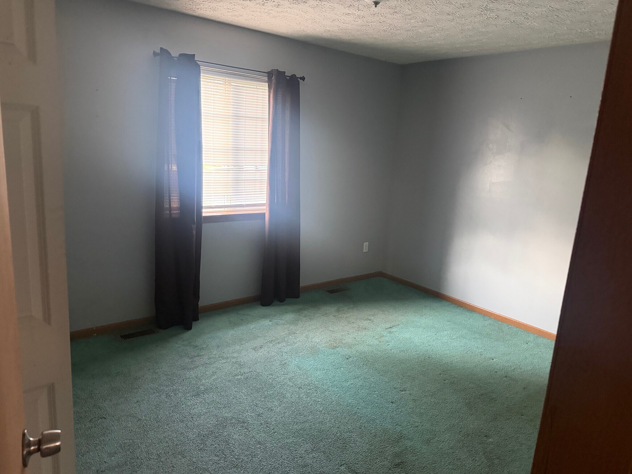 Building Photo - 1254 Wyley Ave