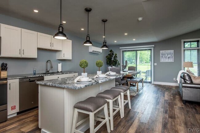 Building Photo - 103 Sand Piper