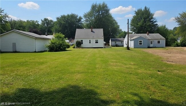 Building Photo - 1328 Myrtle Ave