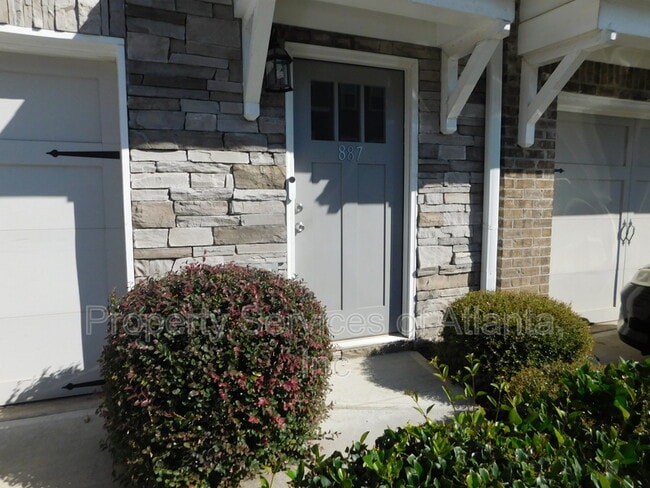 Building Photo - 887 Society Cir