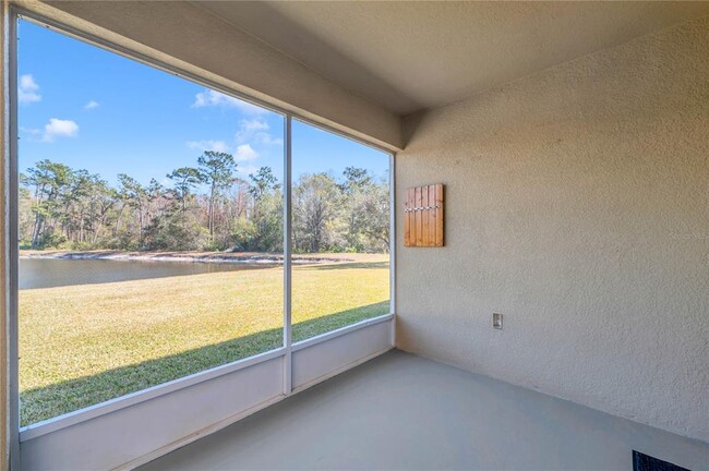 Building Photo - 20209 Merry Oak Ave