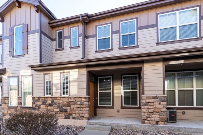 Building Photo - Modern 2-Bed, 2.5-Bath Townhouse in Desirable Norwood Neighborhood!