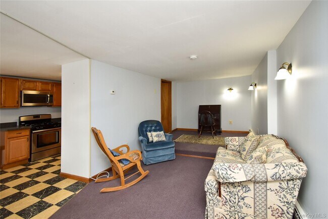 Building Photo - 504 NY-9D