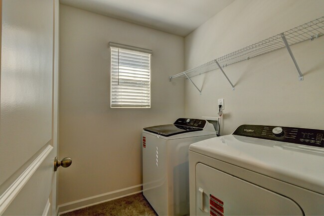 Building Photo - 5030 Poplin Vly