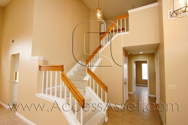 Building Photo - Beautiful 4 Bed/3 Bath Home In Murrieta!
